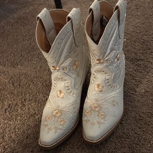 Dingo Cream and Gold Floral Ankle Boots